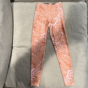 Strut This- Teagan Legging. Color: Salty Marble. ONE SIZE